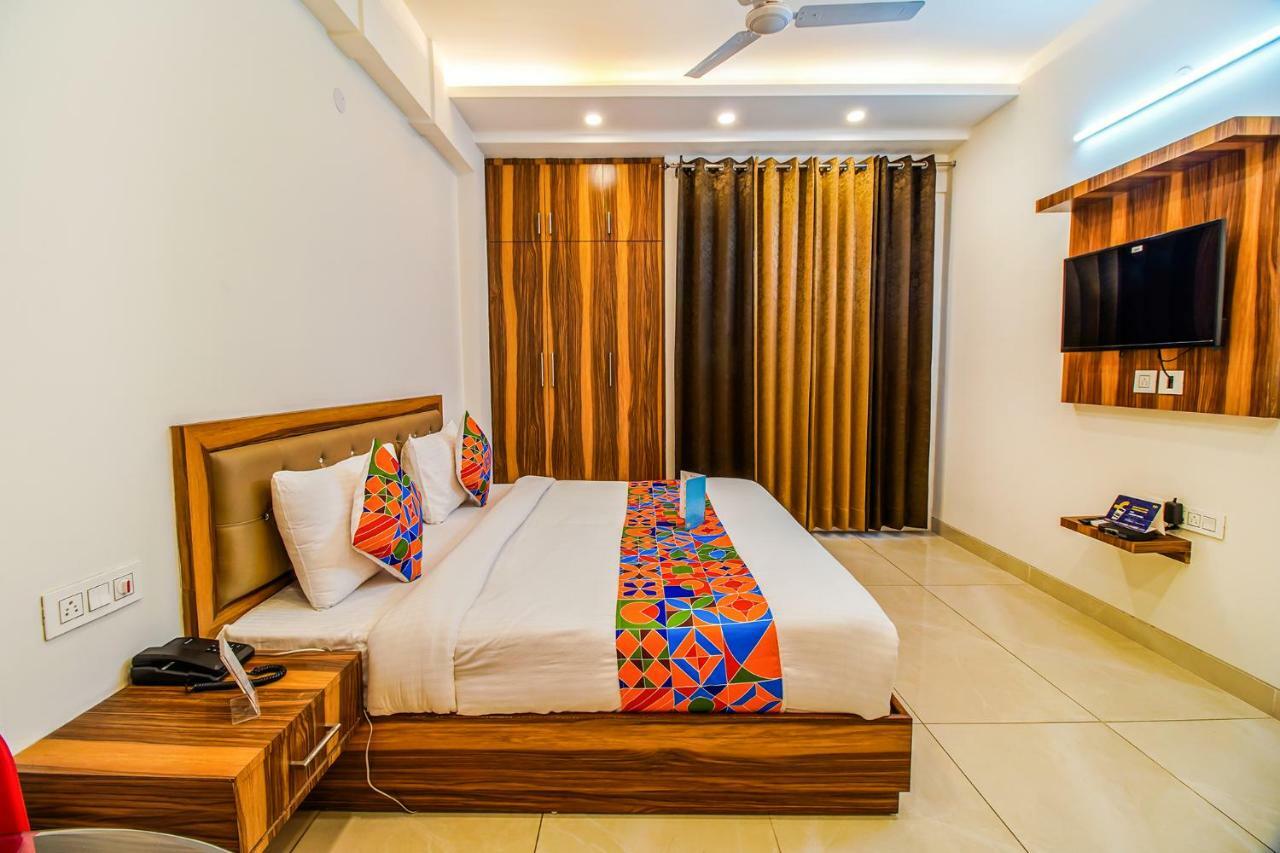 Fabhotel Kiara Gurgaon Exterior photo